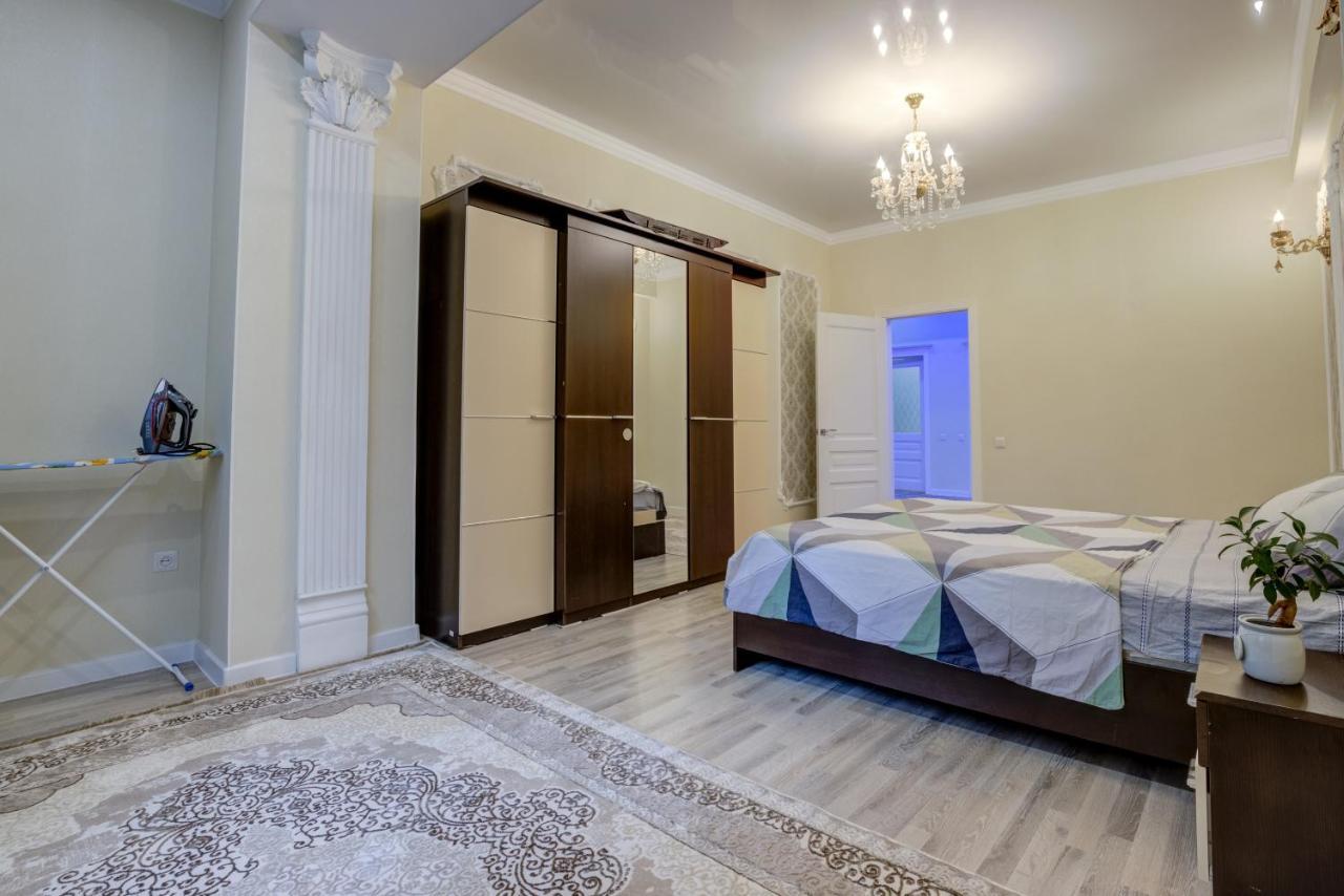 2-Ком Квартира Apartment Bishkek Bagian luar foto